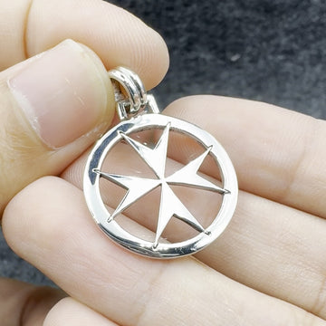 Maltese Cross Sterling Silver TPD405